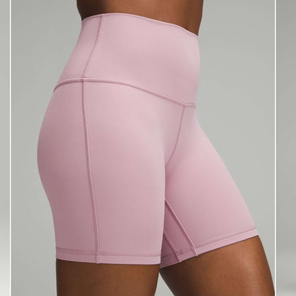 NWT Lululemon Align High Rise Short - Picture 4 of 6